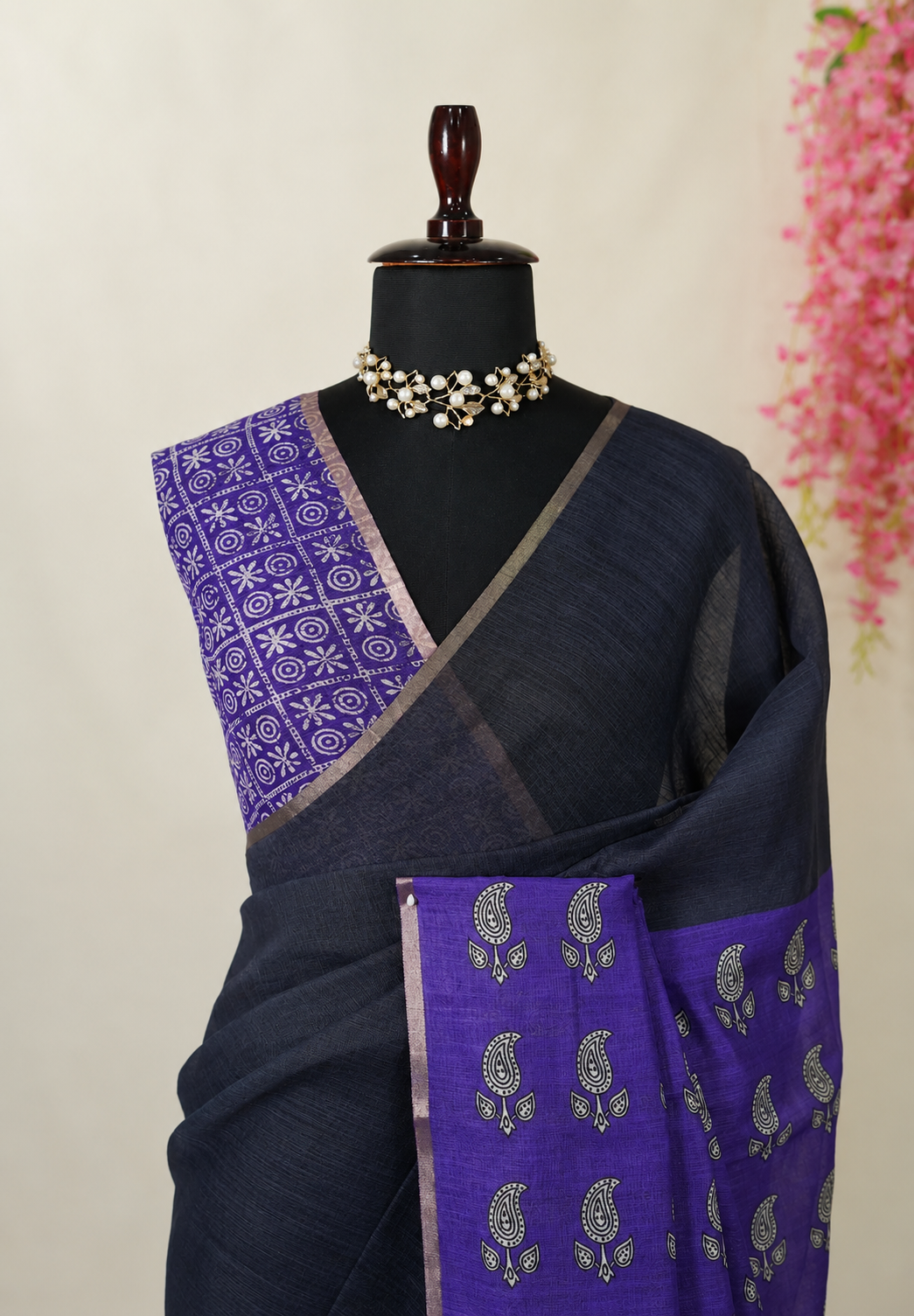 Exclusive Linen Saree with Blouse – Perfect for Festive & Casual Wear