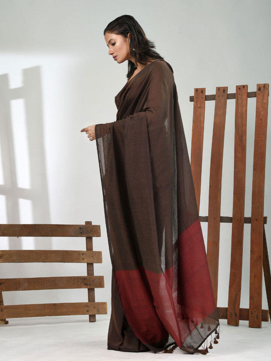 Pure Cotton Brown Saree – Elegance in Simplicity